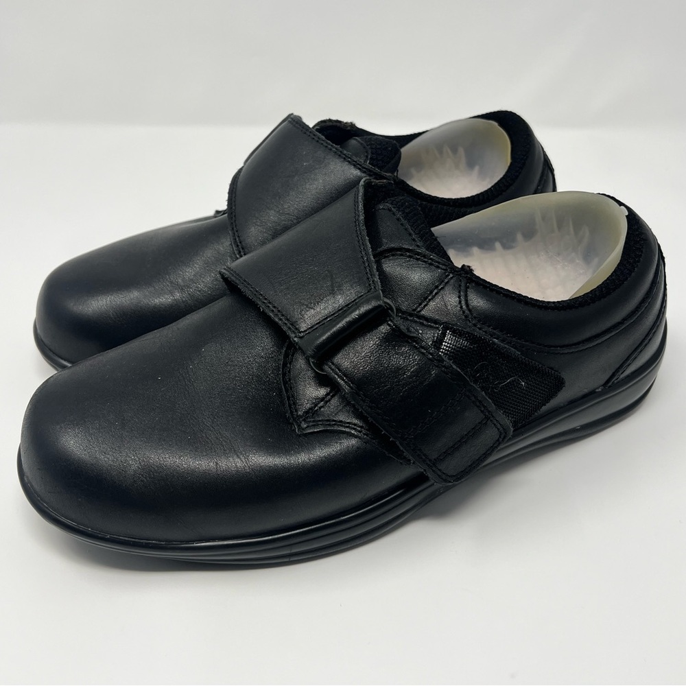 Women’s Black Orthopedic Velcro Strap Shoes Leather Sneakers Round Toe Comfy mom - Picture 17 of 17